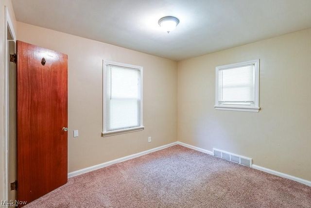 145 Richmond Road, Richmond Heights, OH 44143