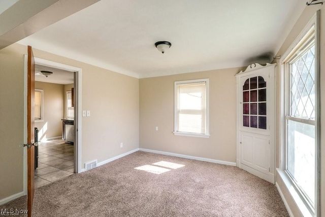 145 Richmond Road, Richmond Heights, OH 44143