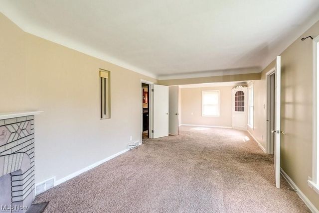 145 Richmond Road, Richmond Heights, OH 44143