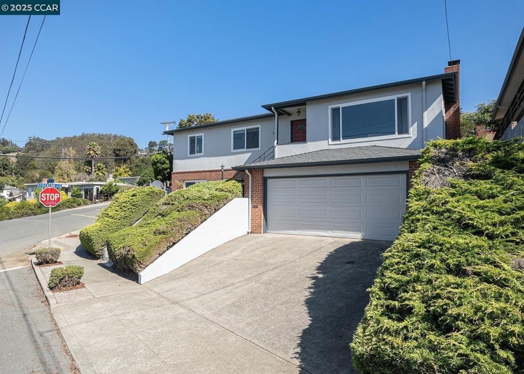 876 Balra Dr, El Cerrito, CA 94530