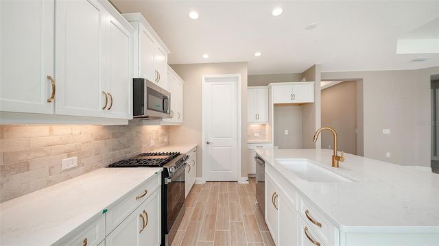 6568 BIG BAYOU DRIVE, Sarasota, FL 34241