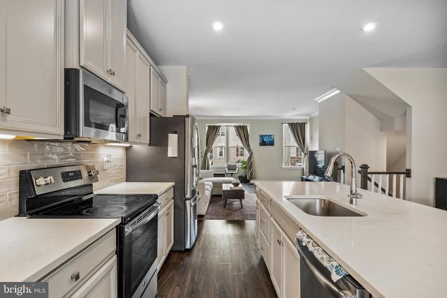 115 FELA DR, Cinnaminson, NJ 08077