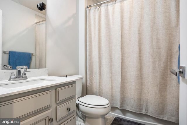 115 FELA DR, Cinnaminson, NJ 08077