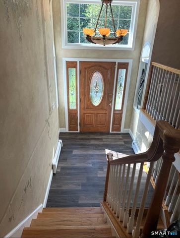 131 Old Elm Road, Fairfield, CT 06825