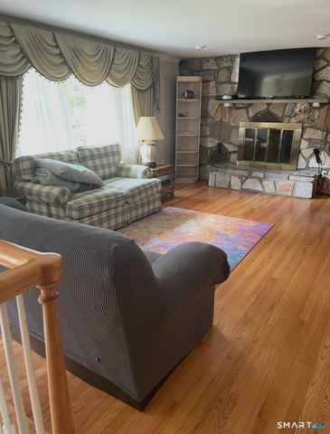 131 Old Elm Road, Fairfield, CT 06825