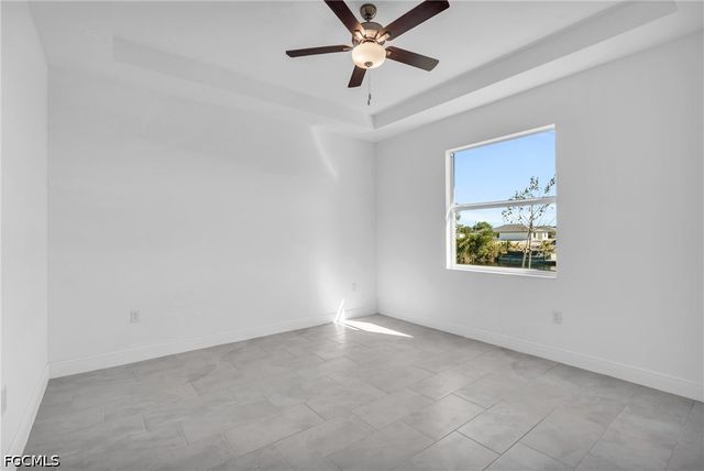 526 NW 9th ST, Cape Coral, FL 33993