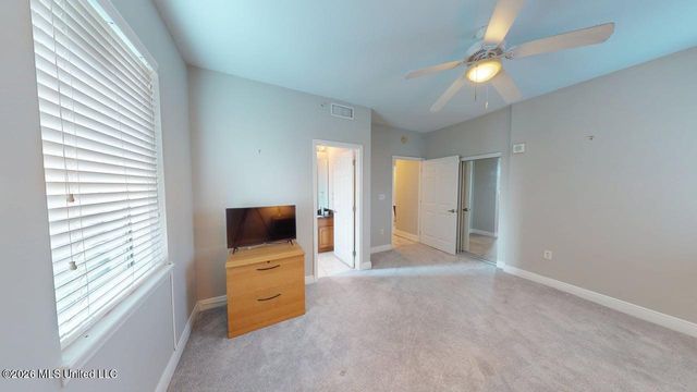 2668 Beach Boulevard, 301, Biloxi, MS 39531