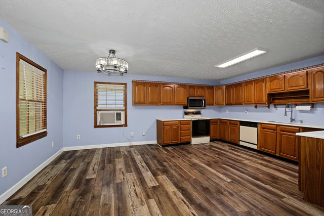 241 Busbin Road, Fayetteville, GA 30215