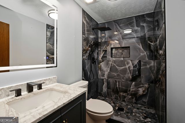 241 Busbin Road, Fayetteville, GA 30215