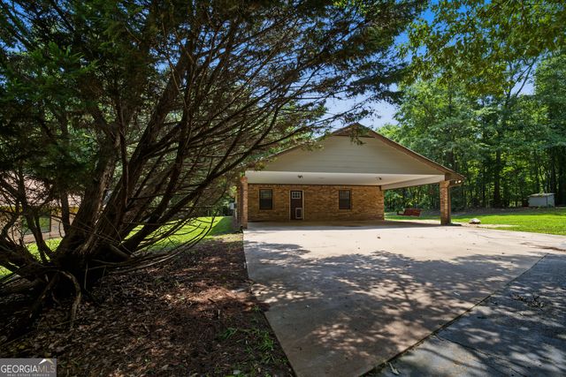 241 Busbin Road, Fayetteville, GA 30215