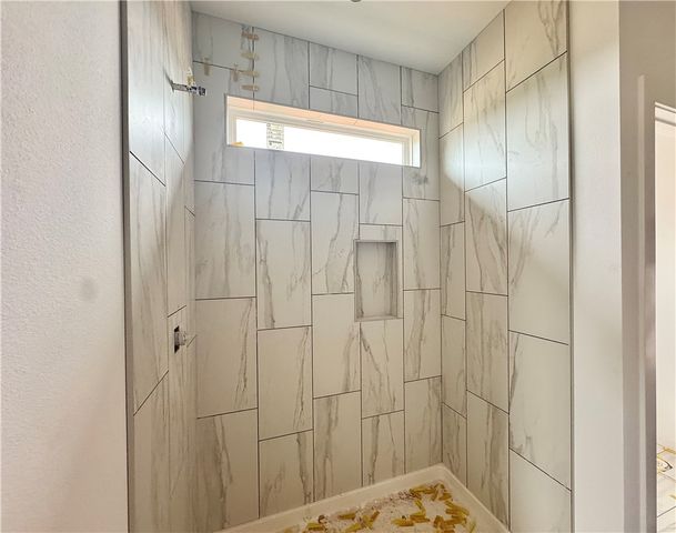 5904 SW Bear Creek Avenue, Bentonville, AR 72713