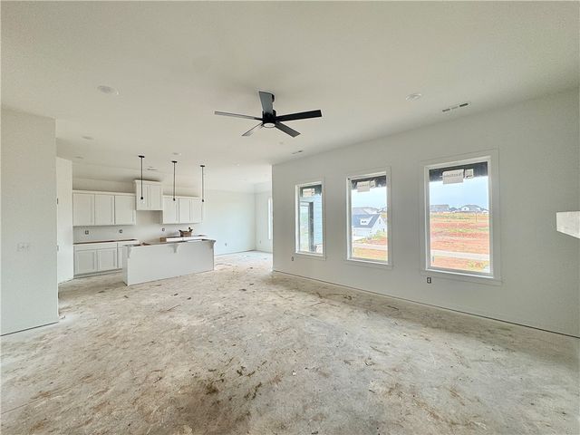 5904 SW Bear Creek Avenue, Bentonville, AR 72713