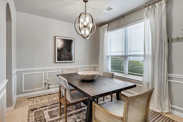 5684 Sabbia DR, Round Rock, TX 78665