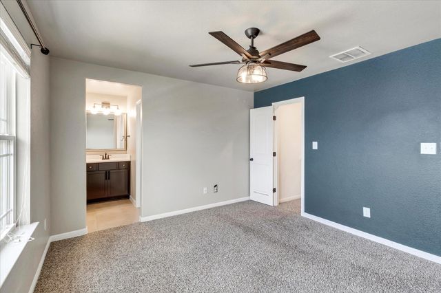 5684 Sabbia DR, Round Rock, TX 78665