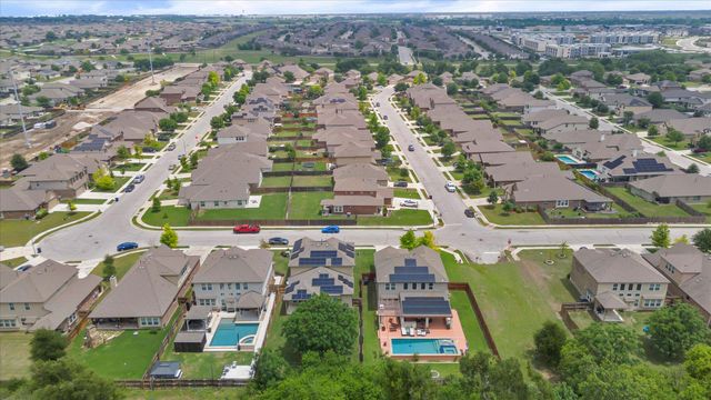 5684 Sabbia DR, Round Rock, TX 78665