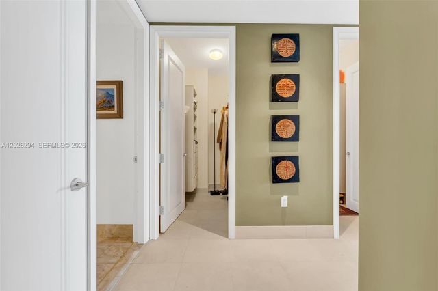 1425 Brickell Ave 51A, Miami, FL 33131