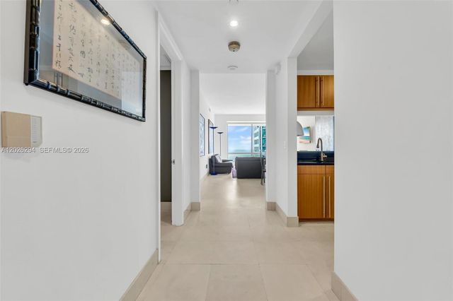 1425 Brickell Ave 51A, Miami, FL 33131