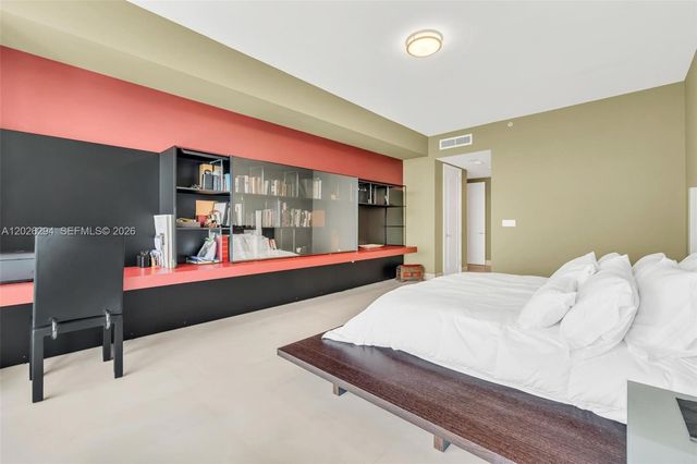 1425 Brickell Ave 51A, Miami, FL 33131