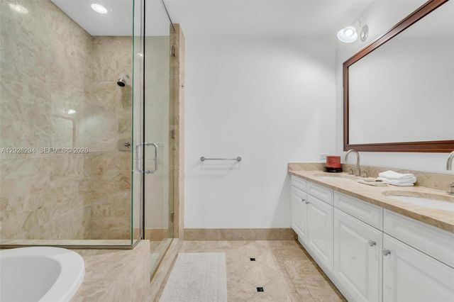 1425 Brickell Ave 51A, Miami, FL 33131