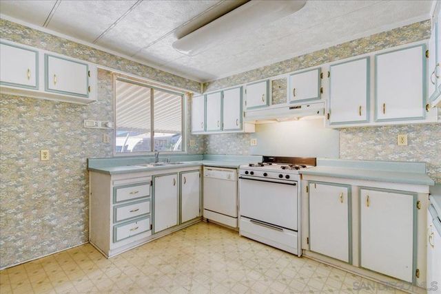 15420 Olde Highway 80 127, El Cajon, CA 92021