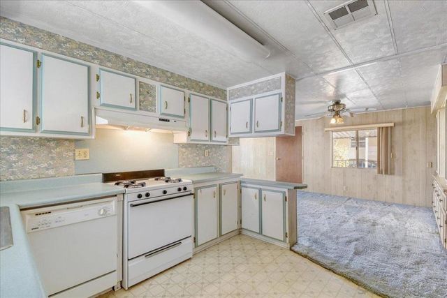 15420 Olde Highway 80 127, El Cajon, CA 92021