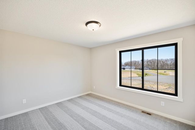 12917 295th Avenue NW, Princeton, MN 55371