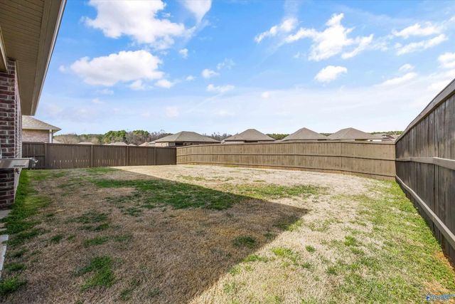 21825 Natures Cove Drive, Athens, AL 35613