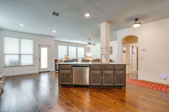 4145 Sweet Clover Lane, Fort Worth, TX 76036