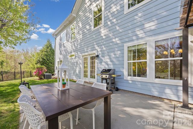 5017 Hedgebrook Lane, Waxhaw, NC 28173