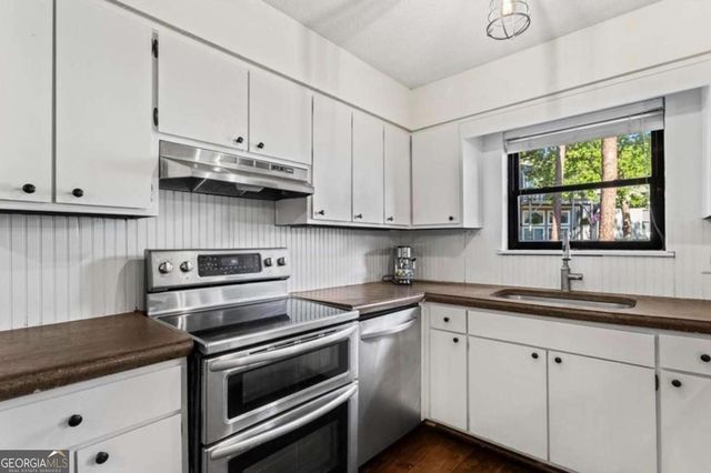 1028 Riverbend Club Drive SE, Atlanta, GA 30339