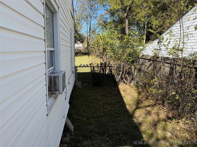 723 Maxwell NW, Ardmore, OK 73401