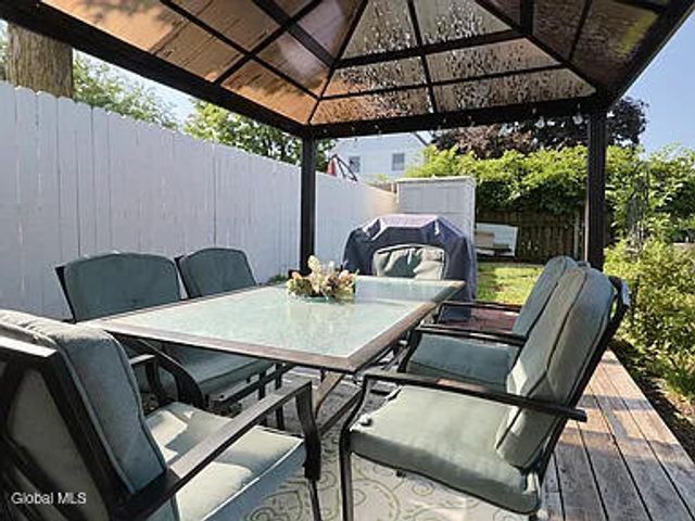 218 Washington Street, Saratoga Springs, NY 12866