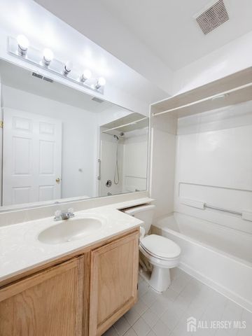 1013 Waterford Drive, Edison, NJ 08817