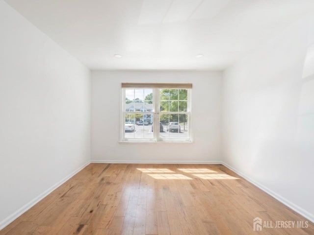 1013 Waterford Drive, Edison, NJ 08817