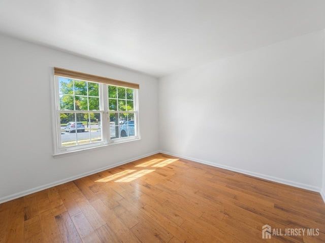 1013 Waterford Drive, Edison, NJ 08817