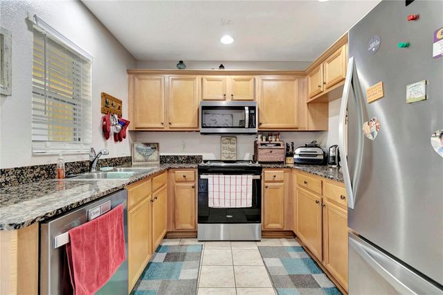 213 DRAW BRIDGE LANE, Valrico, FL 33594