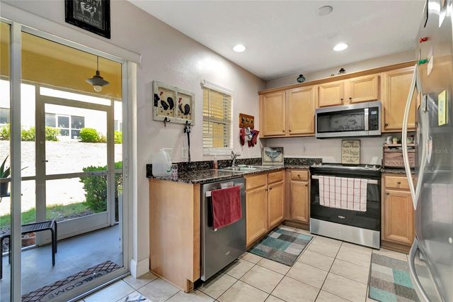 213 DRAW BRIDGE LANE, Valrico, FL 33594