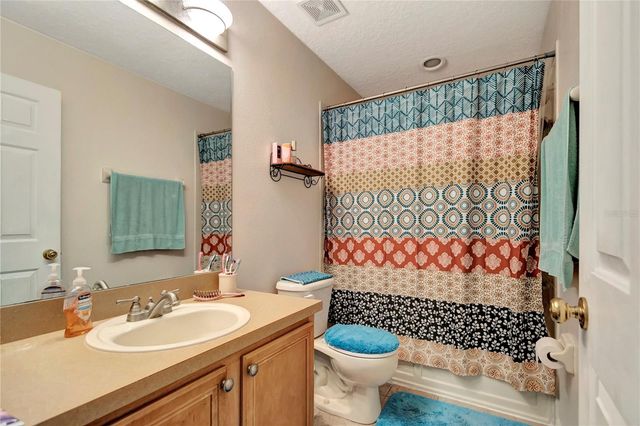 213 DRAW BRIDGE LANE, Valrico, FL 33594