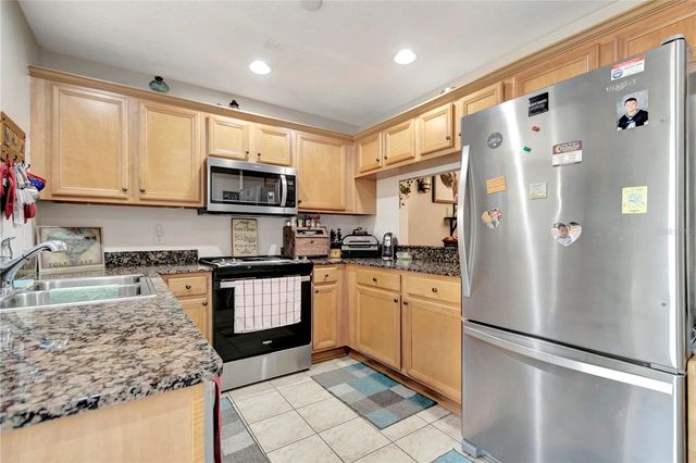 213 DRAW BRIDGE LANE, Valrico, FL 33594