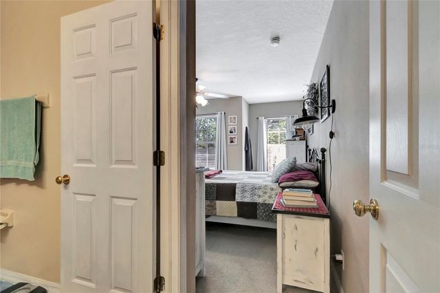 213 DRAW BRIDGE LANE, Valrico, FL 33594