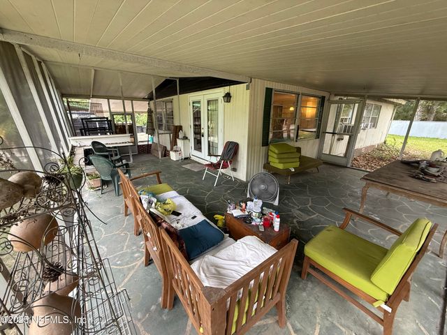 101 S GERALDO Road, East Palatka, FL 32131