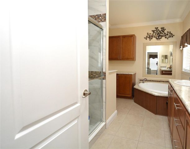 602 CAREFREE, Venice, FL 34285