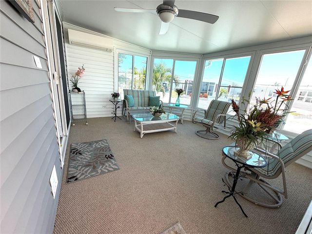 602 CAREFREE, Venice, FL 34285