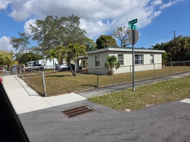 400 NW 18th Avenue, Fort Lauderdale, FL 33311