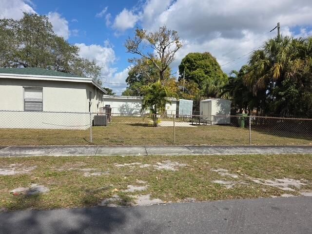 400 NW 18th Avenue, Fort Lauderdale, FL 33311