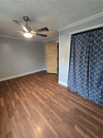 247 Oakwood Avenue, Horseheads, NY 14903