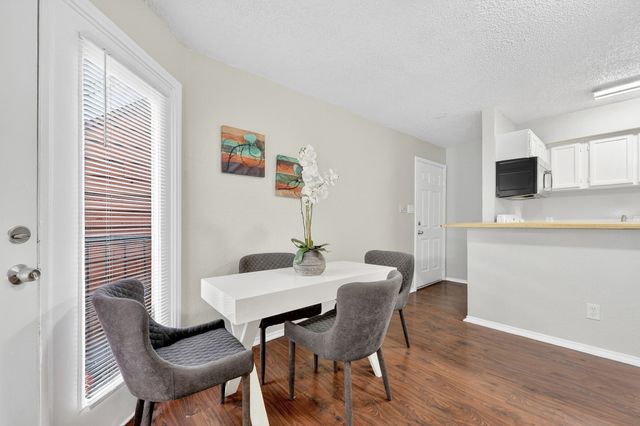 9825 Walnut Street 306, Dallas, TX 75243