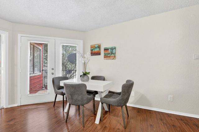 9825 Walnut Street 306, Dallas, TX 75243