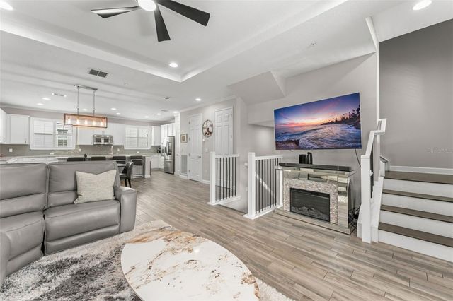 1457 LAKE GEORGE DRIVE 1457, Lake Mary, FL 32746