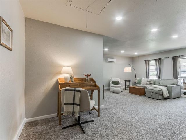 1304 NW 101st Street, Oklahoma City, OK 73114